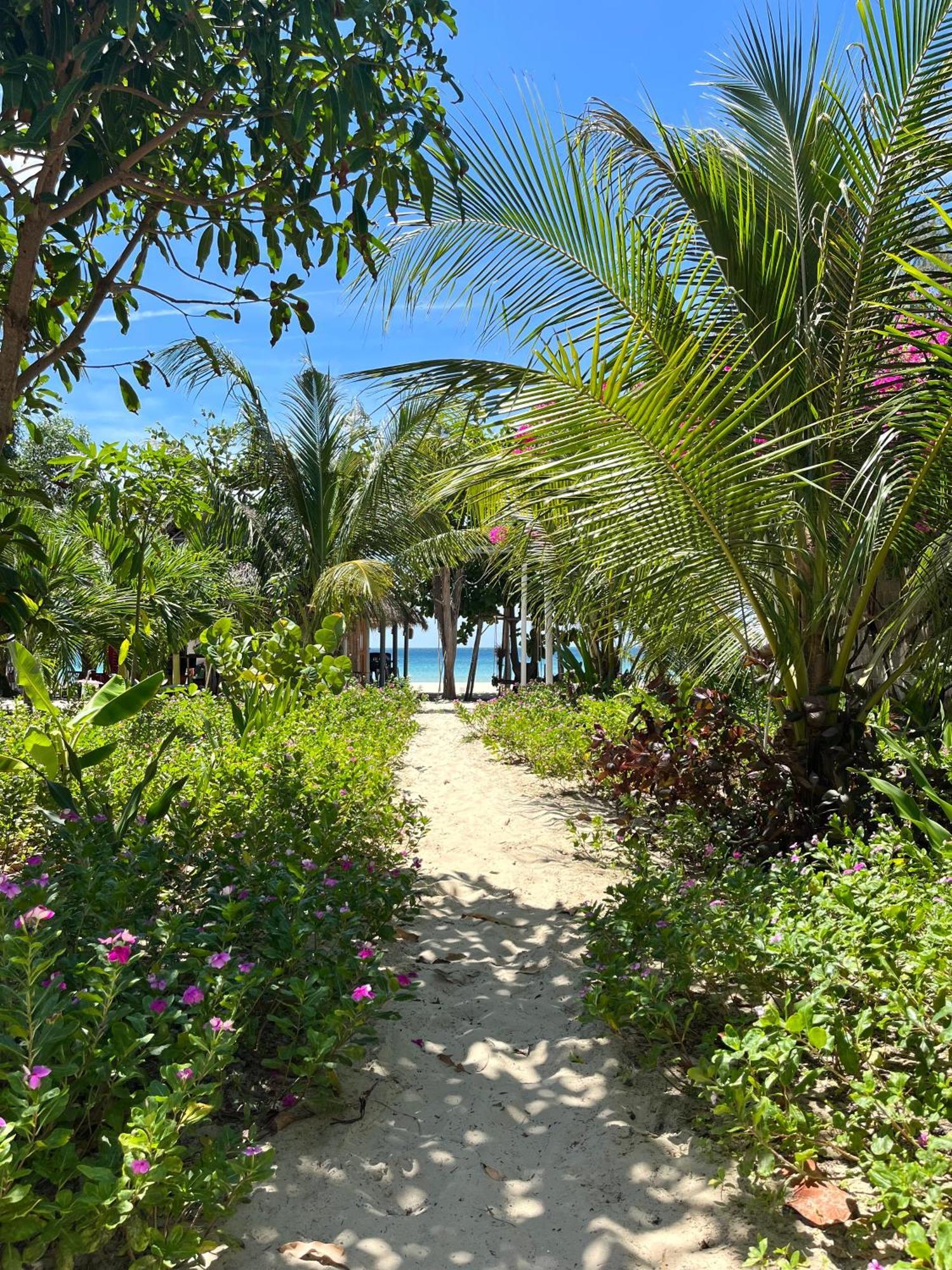 Robinson Beach Bungalow Vinh Hoa Exteriér fotografie